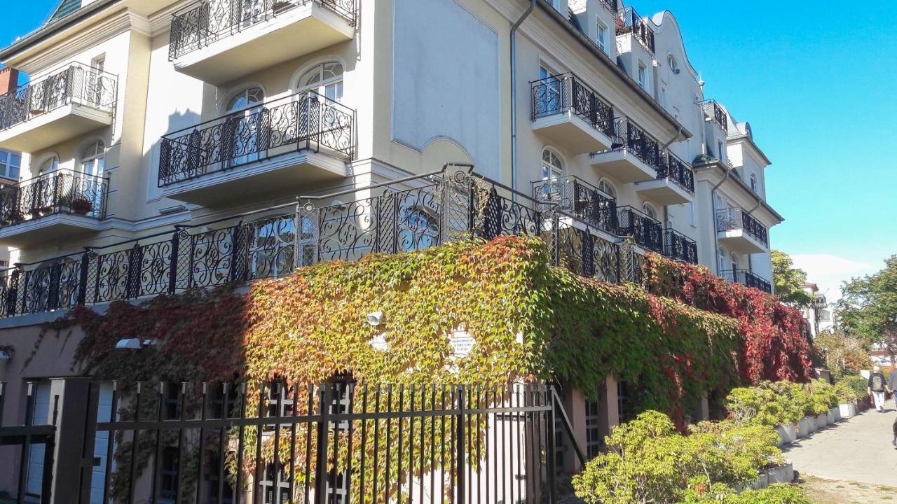 Korona Piastow - Apartamenty Na Wyspie - Parking - Taras Swinoujscie Exterior photo
